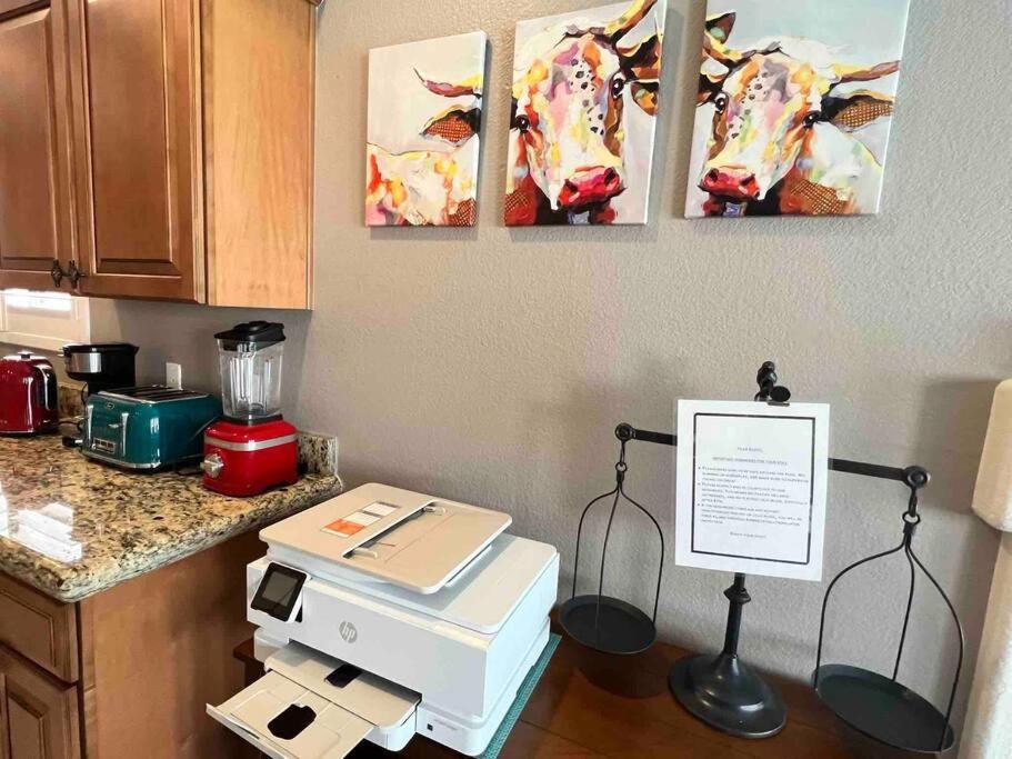 Pousada Amazing Heated Pool And Private Hot Tub 3br In Heart Of Lv